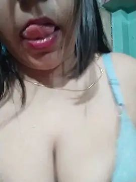 Fathema100 - SHOW BOOBS