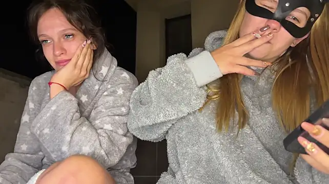 Missy_baby - Squirt with fuckmachine (ticket)💦