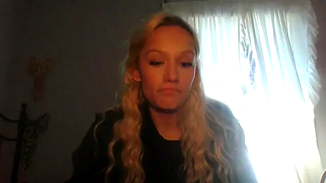 Kaci_brooke - Tip if u want my clothes off, thxxxxx
