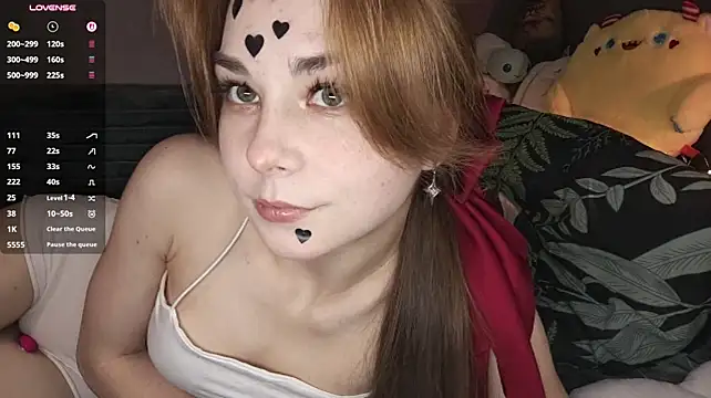 KiraLivee - lift my top little