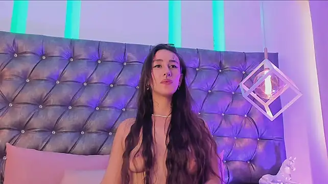 Catalina-Thompson - Finger Party In My Wet Pussy💋🥵