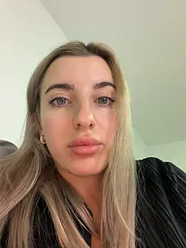 SweetMiiia - Doggy Position and Slap your Ass🔥