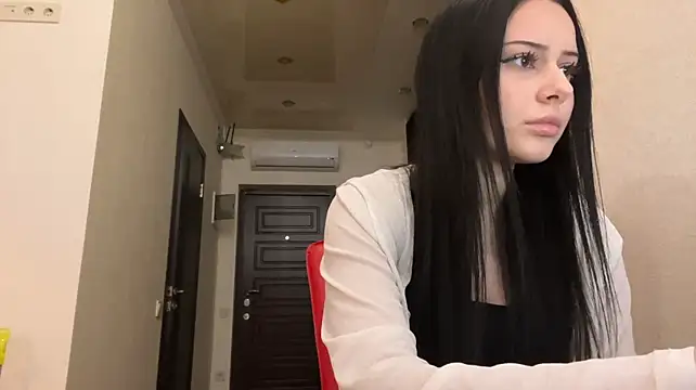 MadlynHales - Sensitive and sexy lick lips