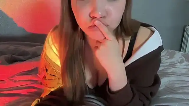 Blondesveg - Undress me🍑