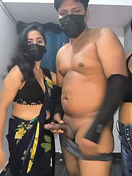 Family02 - Show ass hole all girls
