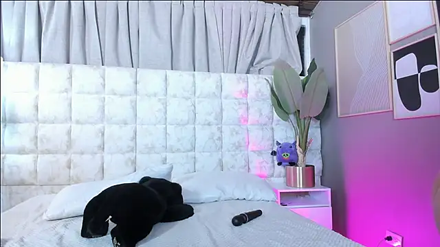 Astrid_Velle__ - spank my ass + dildo in my pussy 🥵