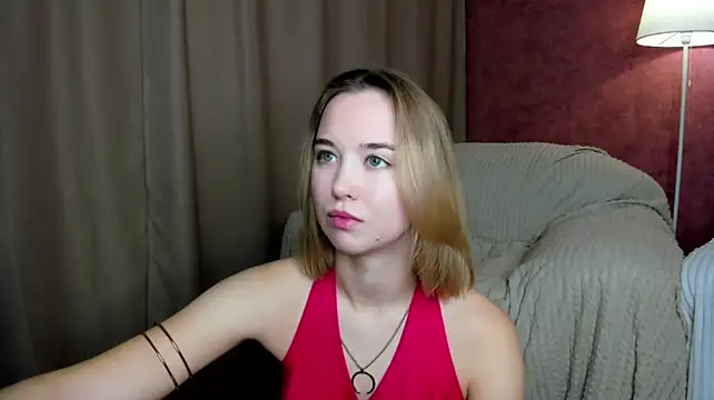 KayleenCurtis - Massage my boobs under top