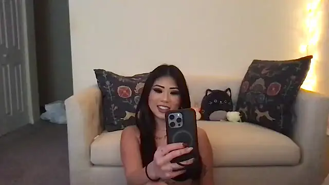 Kittycat4810 - help with rent :)