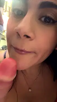 Laia_Hills - DeepThroat A Lot Saliva🍆🥵💦
