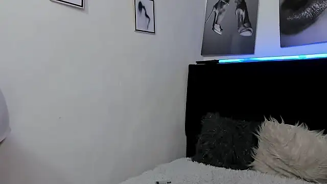 Yayita_mature - Stroke my butt 👋🍑🤤