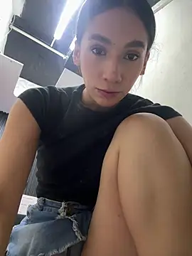 Lunaluxury22 - Fingers pussy + Naugthy in the store 😈