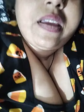 Hot_indian_Milf - Pussy Show