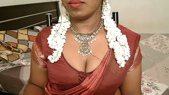 Dhiyapink - nude
