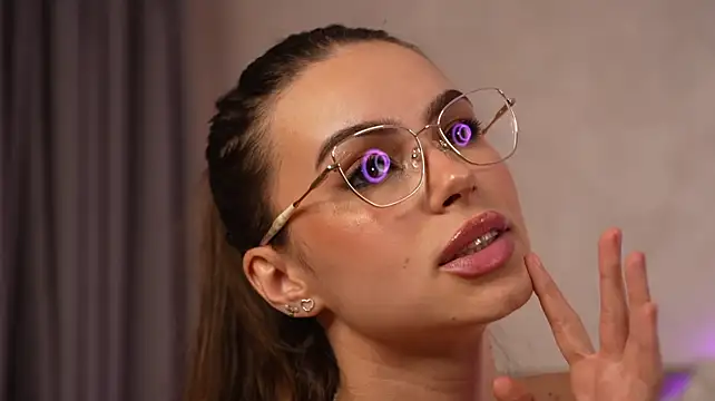 Alexxisrae - What can go wrong with some Fingering ?