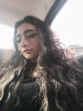 Lila_Desiree - Take off my bra+ Licking nipples