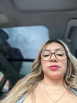 DIANITA_1988 - naked squirt girls out of car