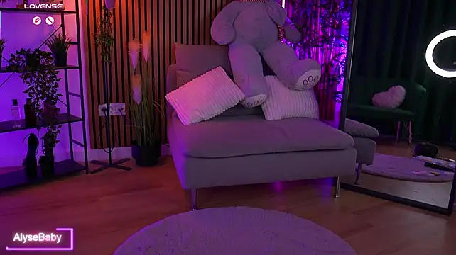 AlyseBaby - MAKE ME CUMMMMM