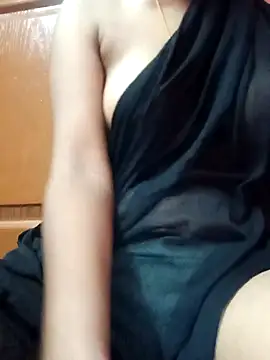 Tamil_teen_22 - Boobs oil massage