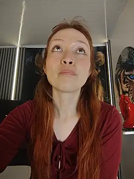 Briana_Off - fingers in pussy