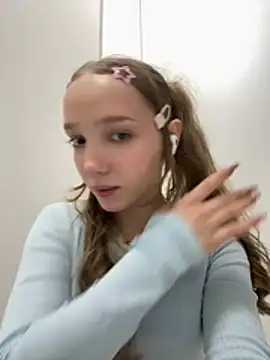 Bambi_lu - OMG panties off??? slap pussy A GUY HERE