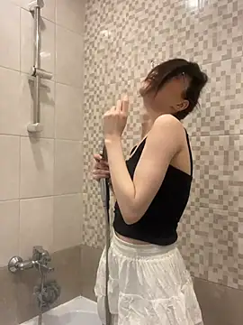 Mia_meeow - show ass