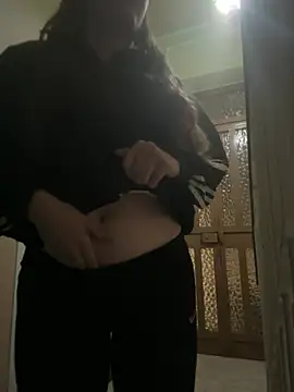 Emma_gattina2006 - risky tetties out5min+🎁lst tipper