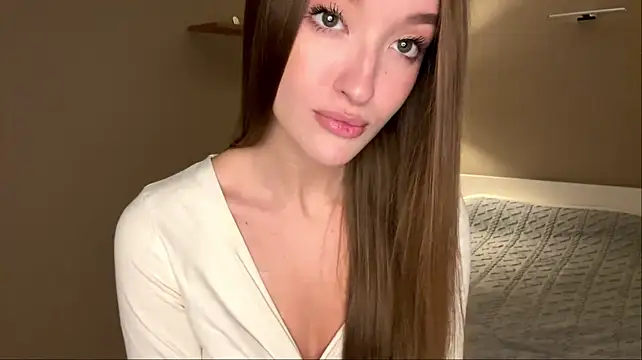 Qeeeunn - Flash bra