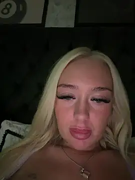 Vanillaheavennn - Boobs out 🍒