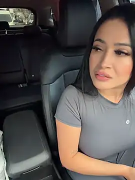 Sara_fun - Nude in car