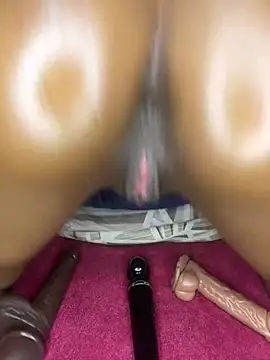 Melaninxo - Daddies fuck me until I moan your name😜