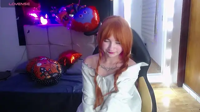 _Charlotte_Collins_ - show my tits
