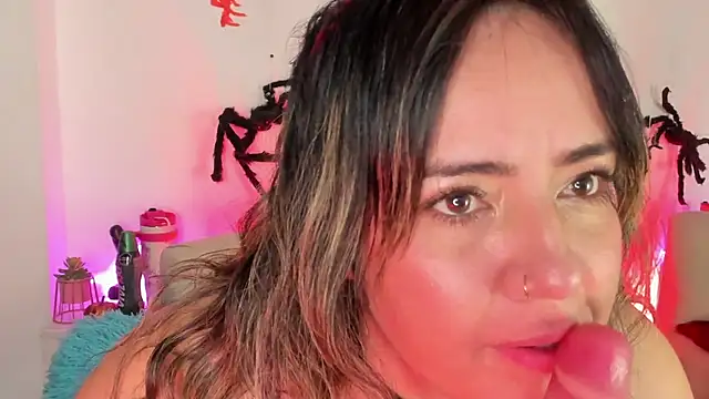Miaapril - bounce titis and ass