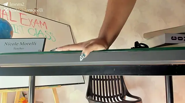 Nicolemorelli2 - FINAL EXAM: MANDATORY SQUIRT