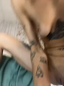 AxaraXXX - RIDE DILDO + SPANK ASS 🍑🔥