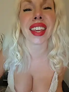 Mazlik27 - Show me a boobs