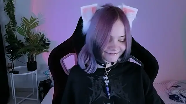 Hikkacat - 🤍 SHOW FEET ⋆˚₊(੭ˊ͈ ꒵ˋ͈)੭❤