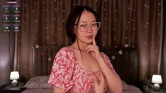 MazieErcole - 🧊cool my lips with ice🧊