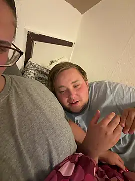 CurvyPaar2 - Show Pussy & 2 Videos