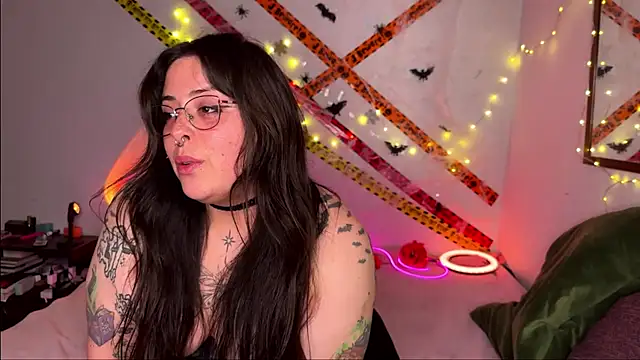 Mizztikaa - Fuck my ass, make me vibe & CUM💦😈🥵