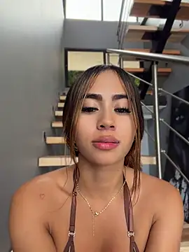 Princess_liz69 - Naked+ cream in bobis + video