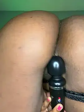 Ebony_Queeenx - 👻 Flash boobs + show pretty pussy ❤️