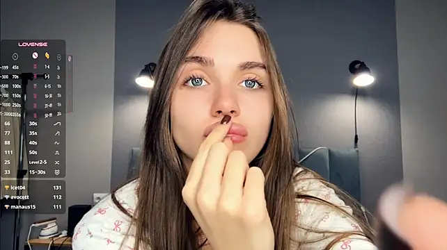 Veluxe - Stick hand in skirt and rub my clit
