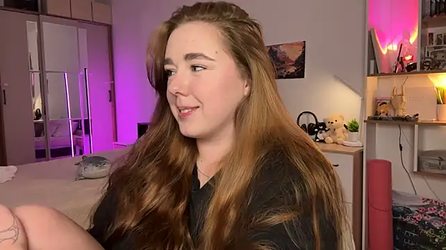 Kimbeam - CUM AND SQUIRT A LOT