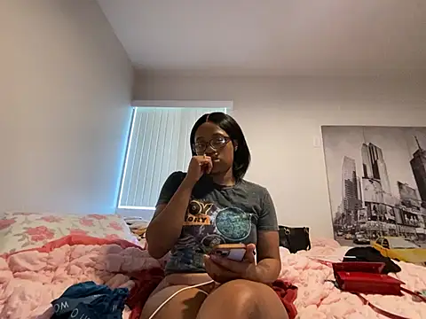 KiDaBrat - I moved $how me love 🏡🚚🧚🏾