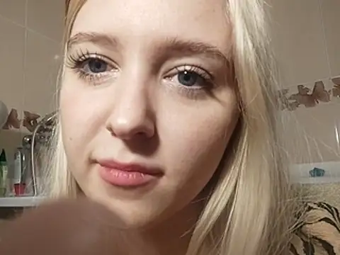 Yagami_Missa - Slaps my cute ass