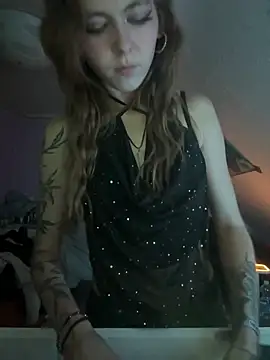 Alina-420