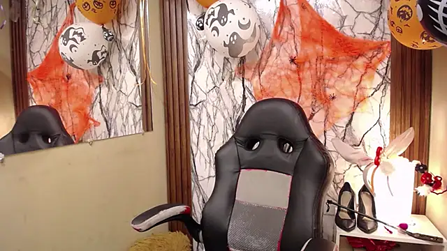 ASLY_CLOE - dance twerking in panty