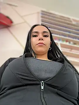 Naatalia - Make me crazy