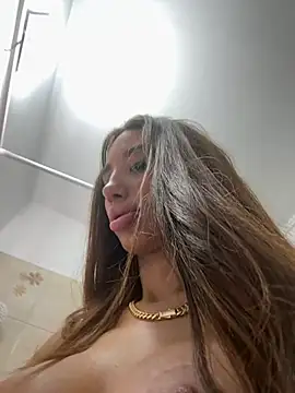 BlueEyes_BB - I think full naked is betterrr