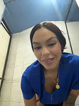 Daniela-sexy - fingers in the vagina